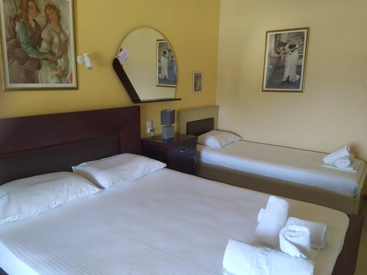 Studios And Apartments Meri Neo Klima Zewnętrze zdjęcie