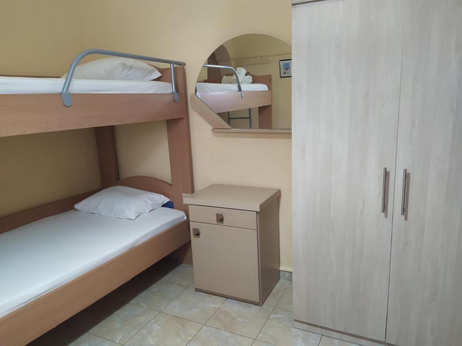 Studios And Apartments Meri Neo Klima Zewnętrze zdjęcie