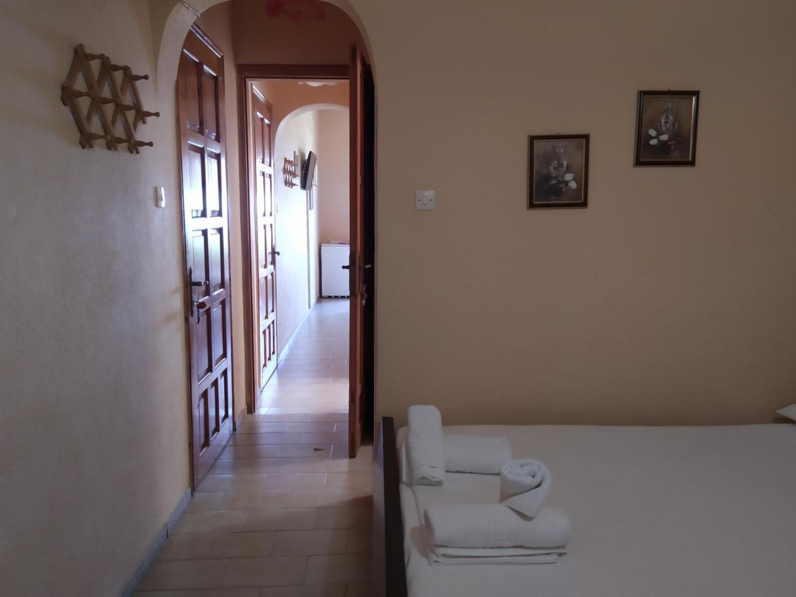 Studios And Apartments Meri Neo Klima Zewnętrze zdjęcie